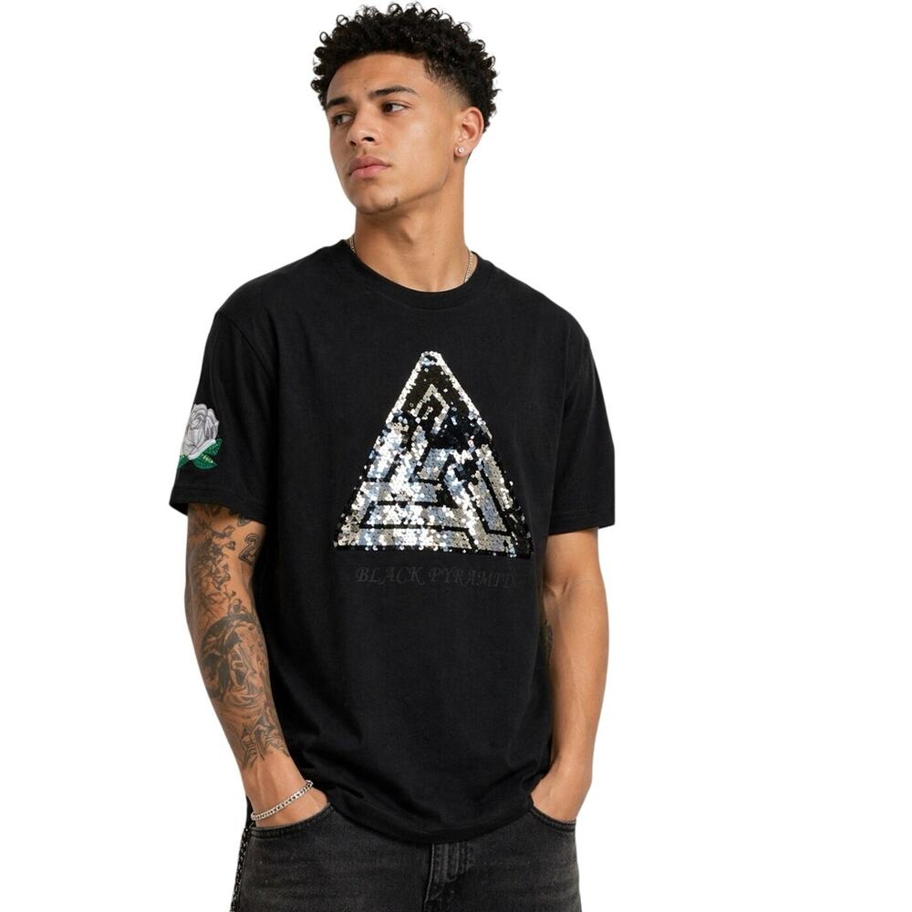 Black Pyramid Sequin Logo Graphic Tee NWT Men’s M Black Silver Streetwear Shirt